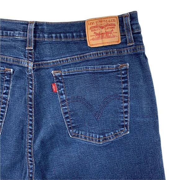 Levi's Women's 512 Perfectly Slimming Boot Cut Jeans - Picture 8 of 10